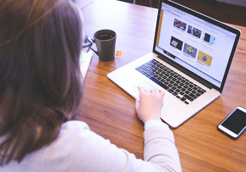 Página web como vendedor disponible 24 horas